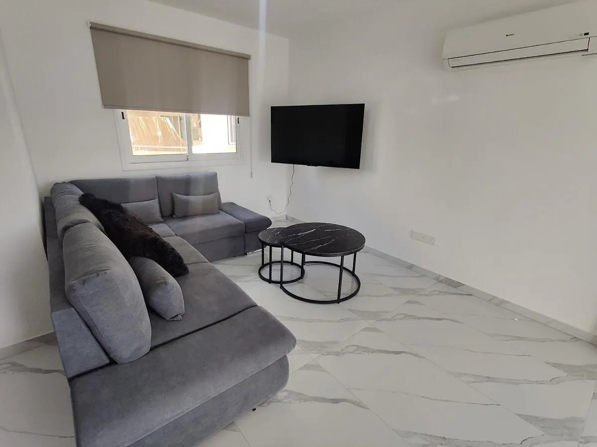 Maestro I Apartment Larnaka