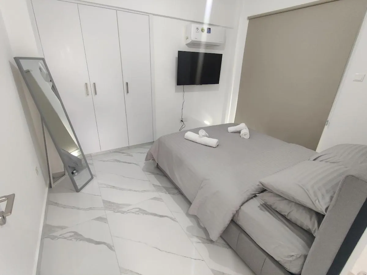 Maestro I Apartment Larnaka Zypern