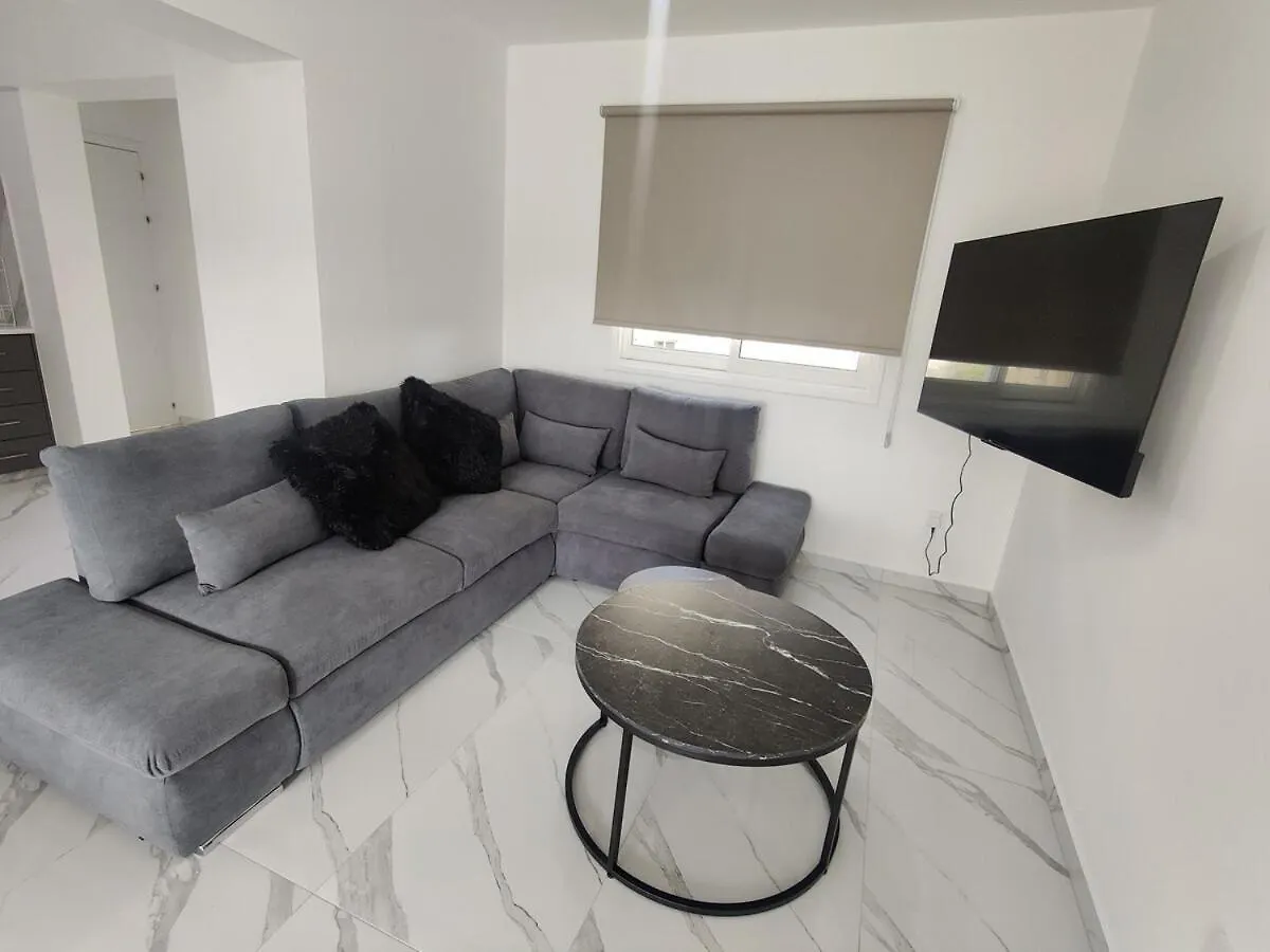 Maestro I Apartment Larnaka